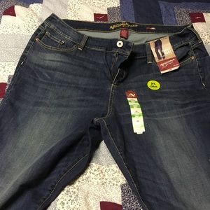 Brand new Arizona jeans